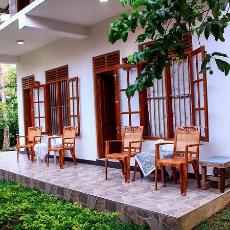 Lilac Garden Mirissa Weligama Exterior foto