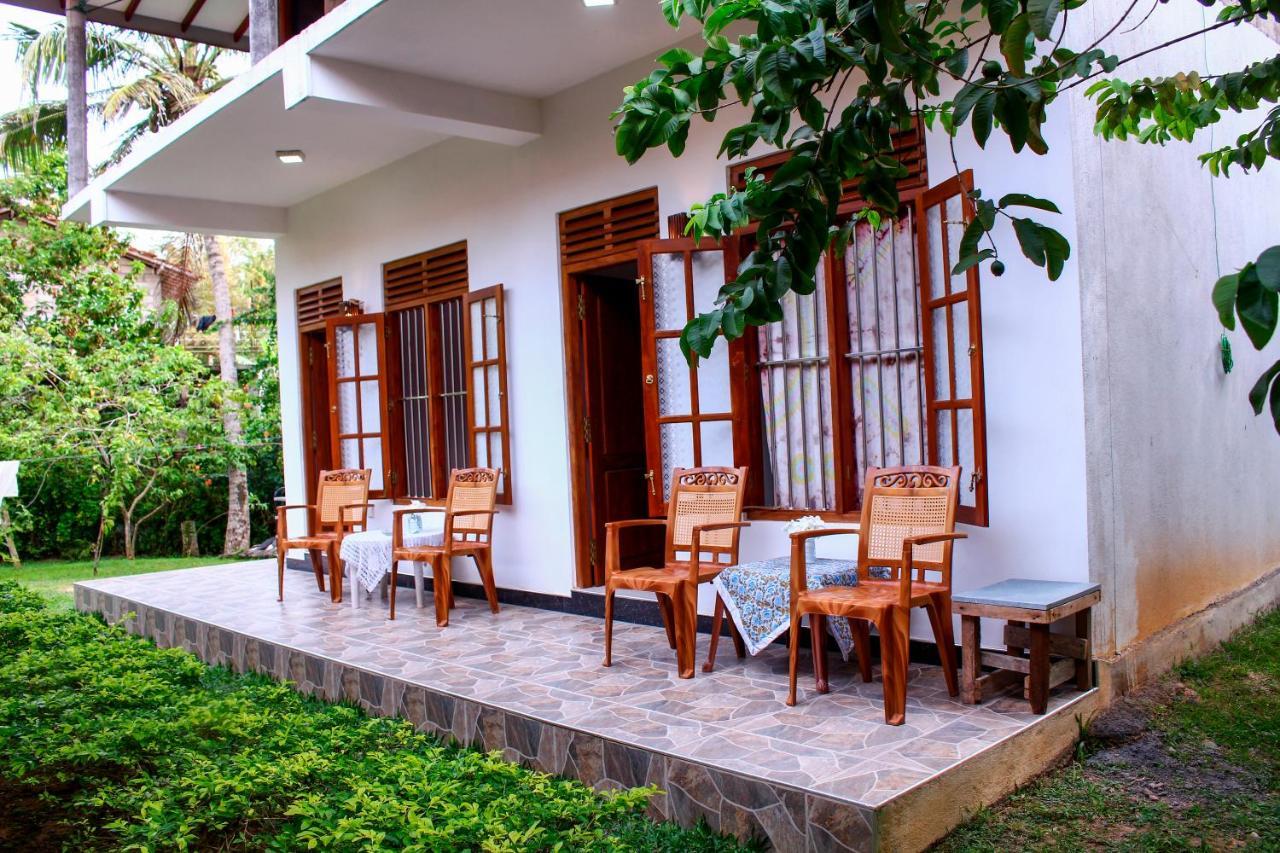 Lilac Garden Mirissa Weligama Exterior foto