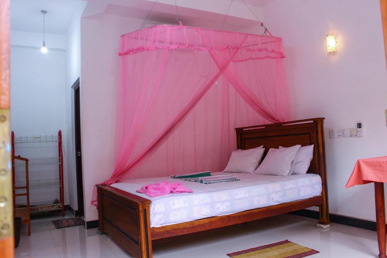 Lilac Garden Mirissa Weligama Exterior foto